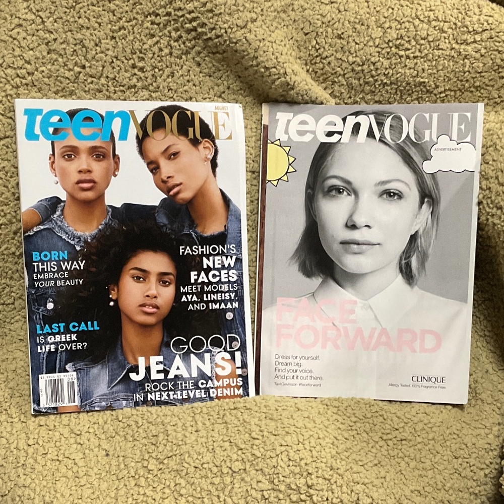 2015 Teen Vogue Magazines  Bundle of 2